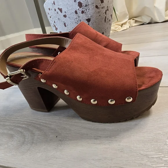 Wonderly Terracota Oakly Suede Block Heel Women's Rust Platform Sandals Size 8 - Picture 11 of 13